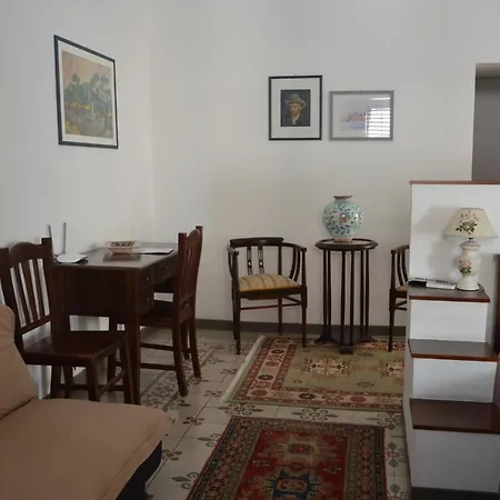 Al Cortiletto Centro לינה וארוחת בוקר
