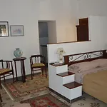 Al Cortiletto Centro Bed and Breakfast