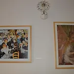 Al Cortiletto Centro Bed and Breakfast Μόντικα
